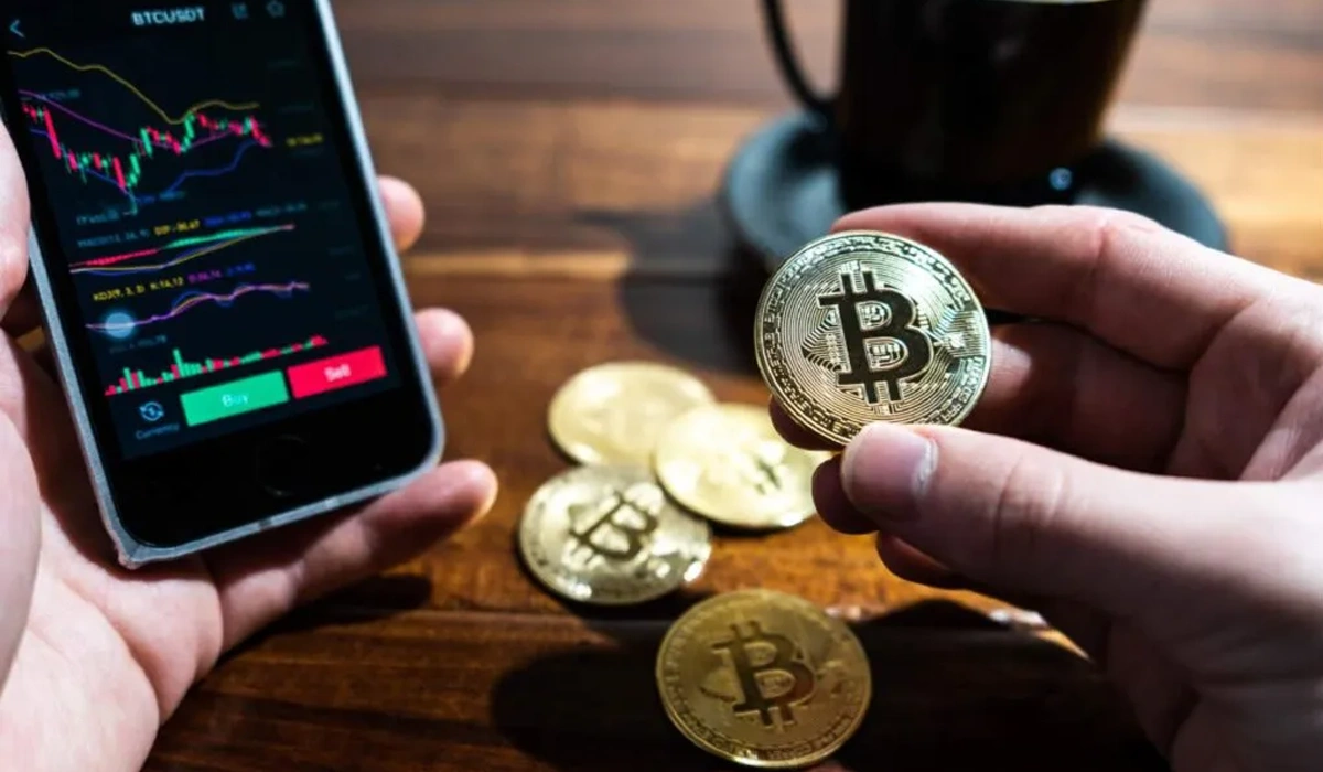 Bitcoin-Investment,-A-Golden-Digital-Opportunity-in-the-Modern-Era (1)